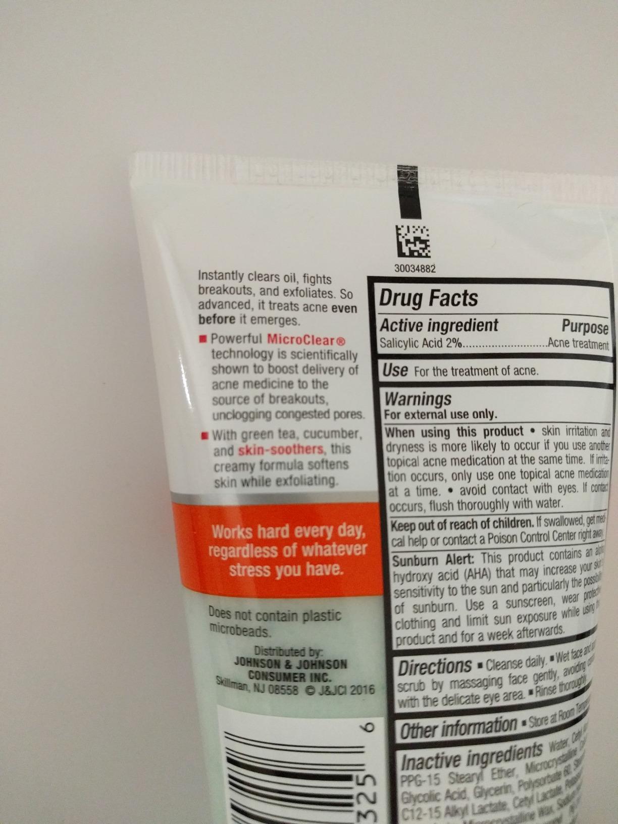 Neutrogena Oil Free Acne Stress Control Power Clear Face Scrub, 2% Salicylic Acid customer photo 1