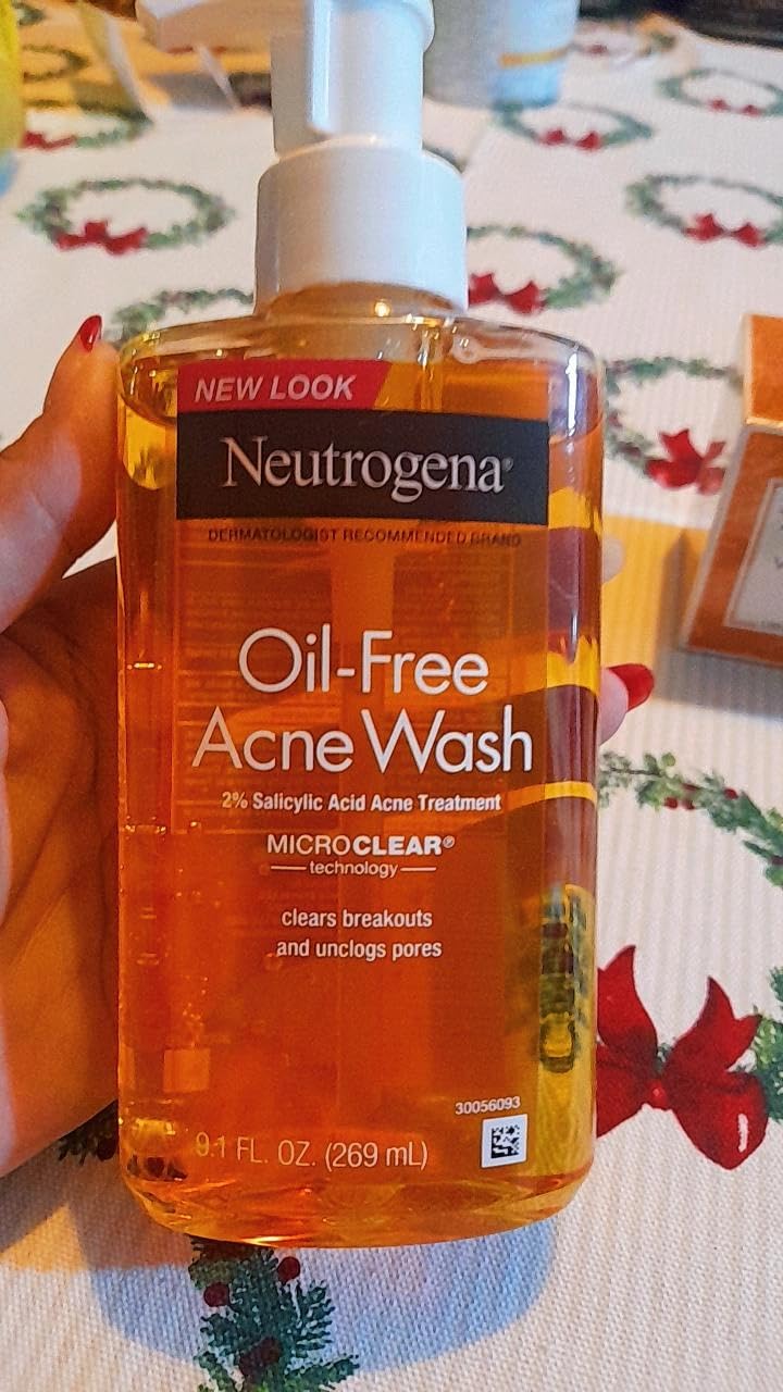 Neutrogena Oil-Free Acne Face Wash, Salicylic Acid Daily Cleanser, 9.1 fl. oz. customer photo 1