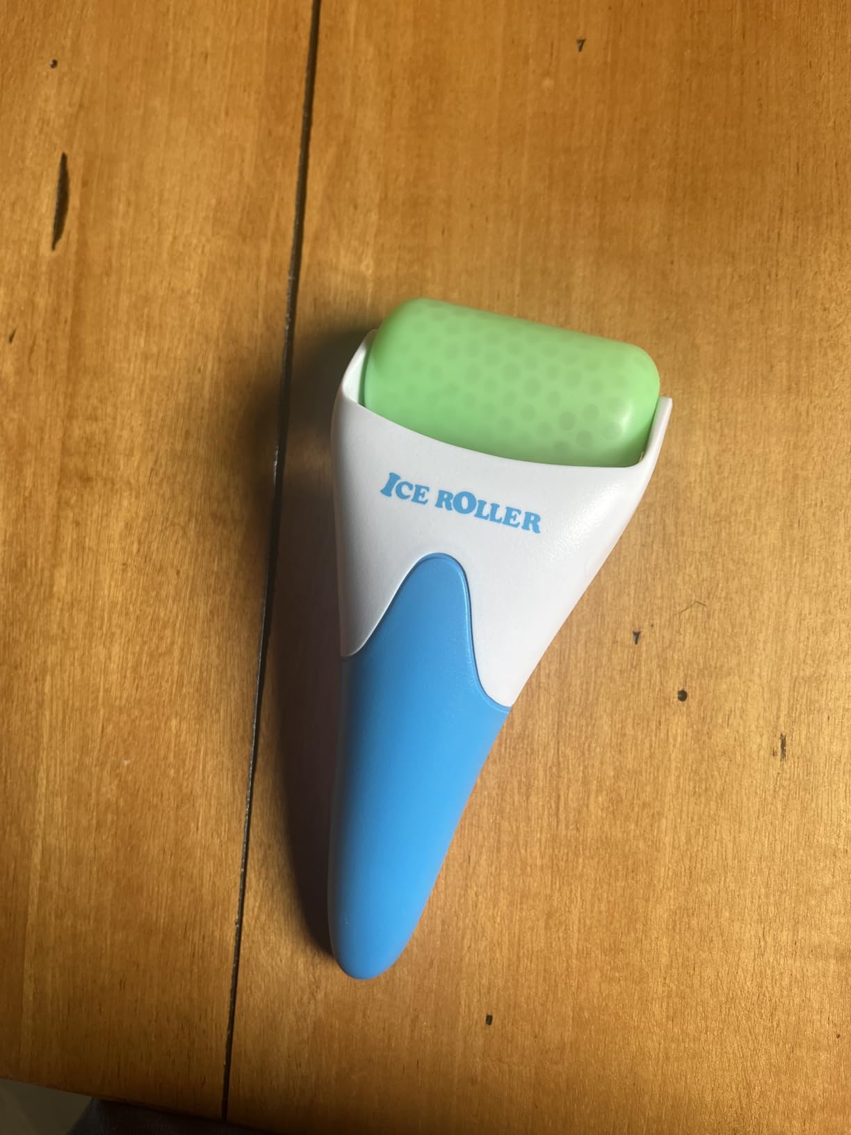 ESARORA Ice Roller for Face & Eye, Puffiness, Migraine, Pain Relief and Minor Injury, Skin Care Products customer photo 2