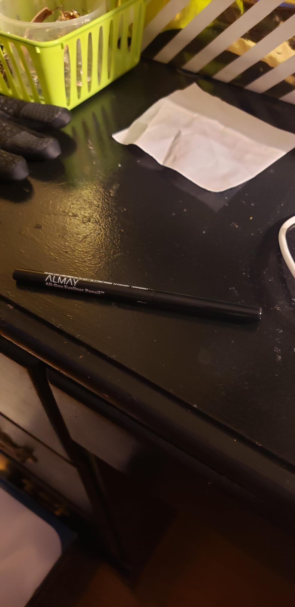 Almay All-Day Eyeliner Pencil, 205 Black, 0.01 oz | Waterproof, no-fade eyeliner glides on smoothly. Built-in sharpener. Up to 24HR wear. Hypoallergenic. Cruelty-free. customer photo 1