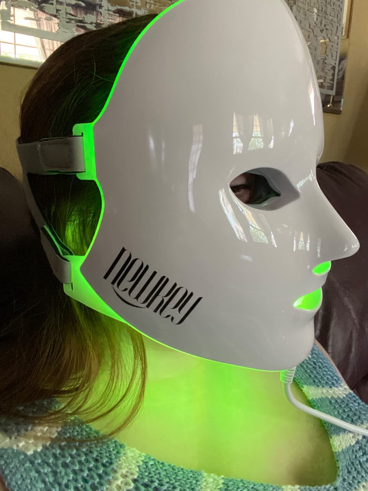 NEWKEY 4D LED Red Light Therapy Mask for Face Skin Glowing,630nm Led Light Therapy Face Mask Anti Wrinkle, Blue Light Therapy Face Mask for Acne,Home use,450 LED Chips,Birthday gift,Plug in customer photo 2