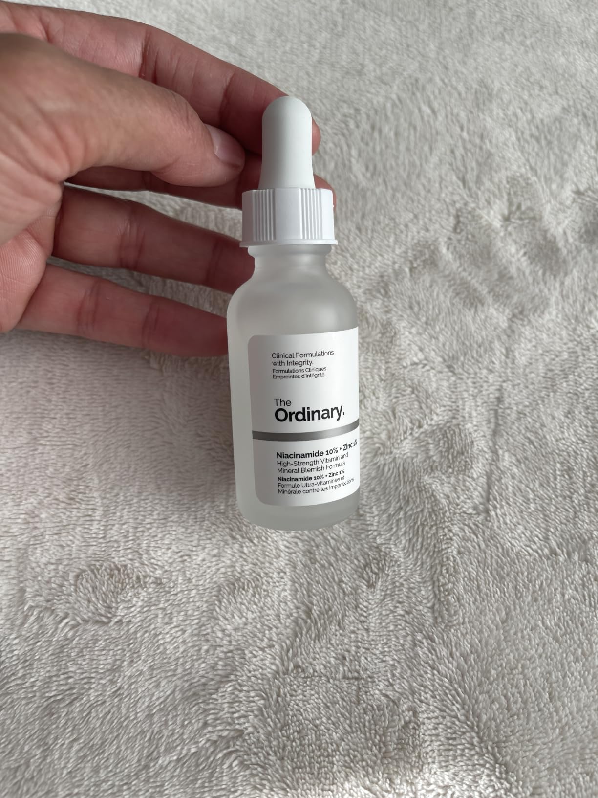 The Ordinary Niacinamide 10% + Zinc 1%, Smoothing Serum for Blemish-Prone Skin customer photo 2