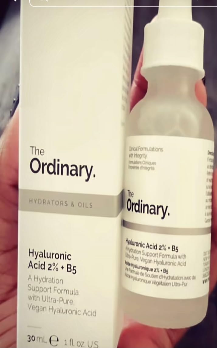 The Ordinary Hyaluronic Acid 2% + B5 (with Ceramides), Multi-Depth Hydration Serum for Plumper, Smoother Skin customer photo 2