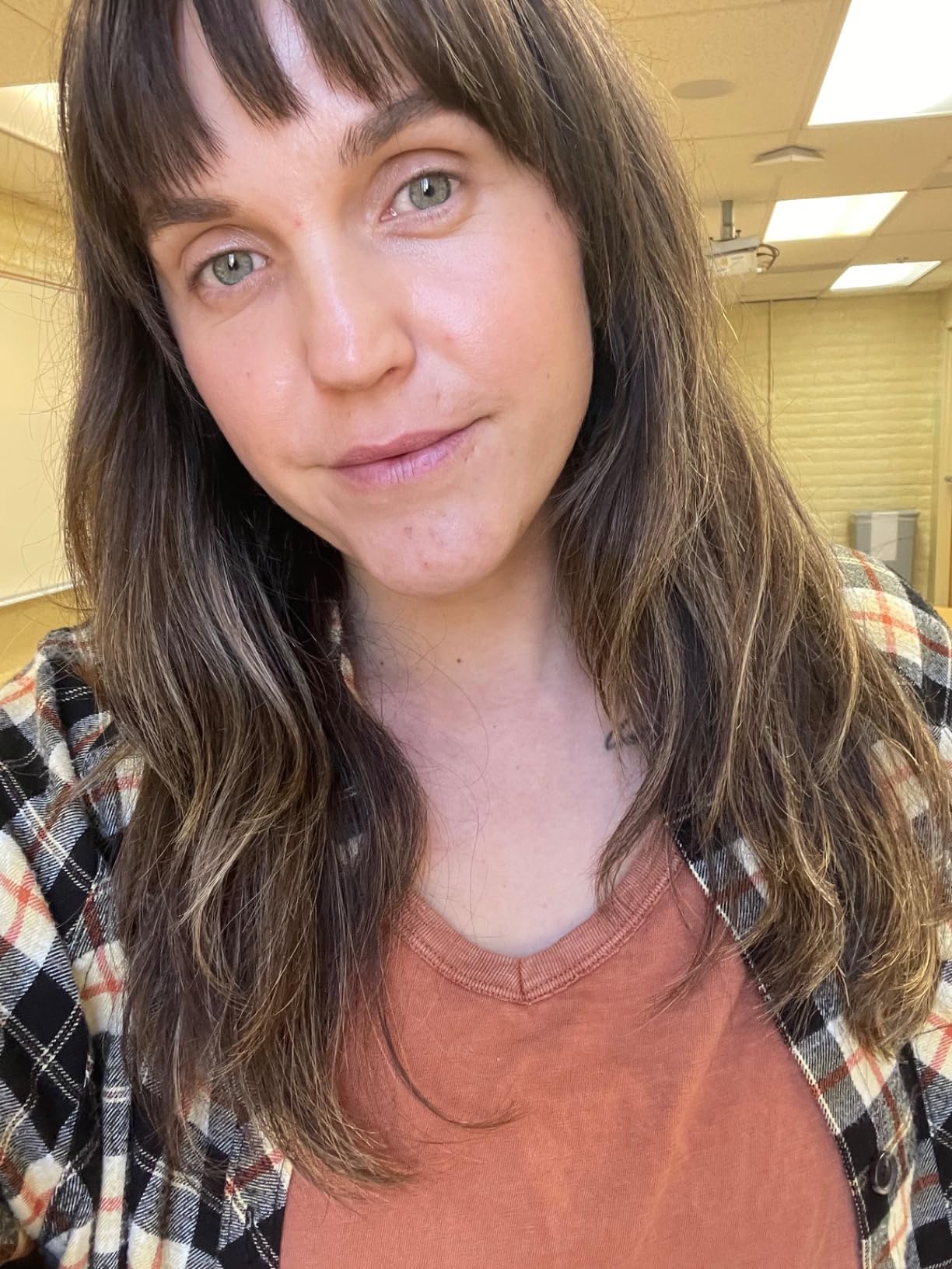 Origins GinZing Energy-Boosting Tinted Moisturizer with SPF 40 | Hydrates & Perfects | Skin Tint with Caffeine and Ginseng, 1.7 Fl Oz customer photo 1