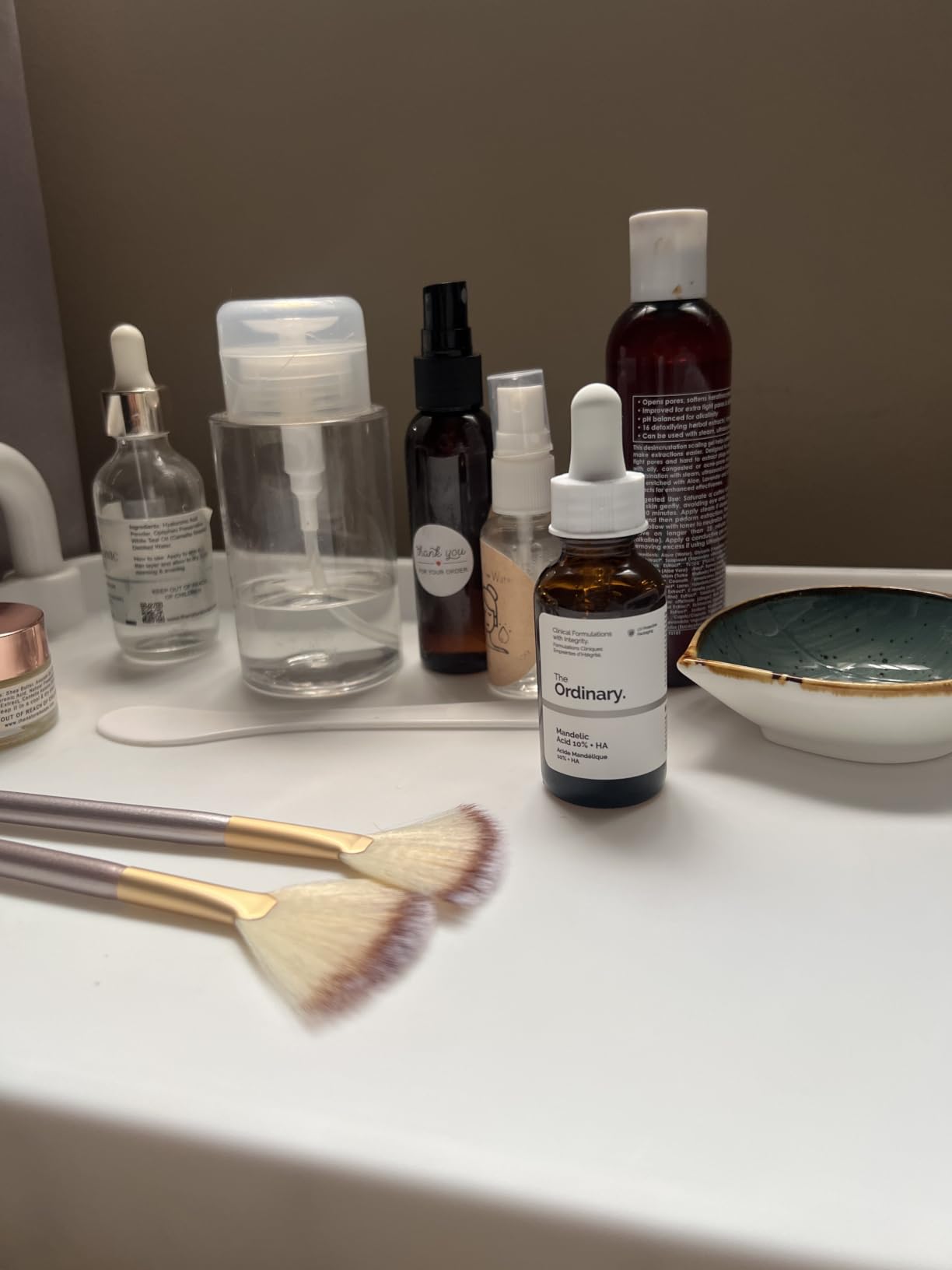 The Ordinary Mandelic Acid 10% + Hyaluronic Acid, Gentle Exfoliating Serum for Clarity and Hydration, 1 Fl Oz customer photo 1