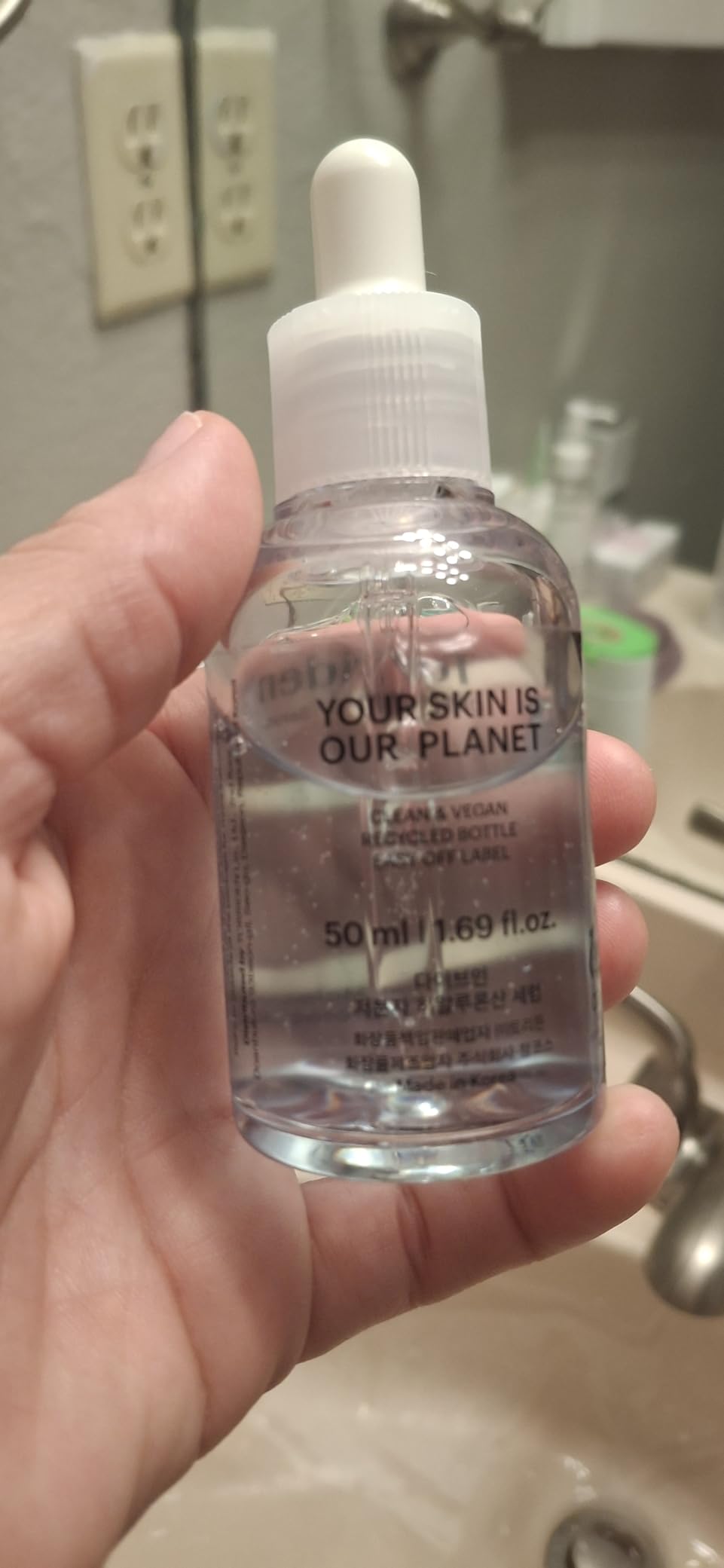 Torriden DIVE IN Hyaluronic Acid Serum for Deep Hydration | Korean K-Beauty Glass Skin Plump Glow | Lightweight Fast-Absorbing Face Serum 50ml (1.69 fl.oz.) customer photo 1