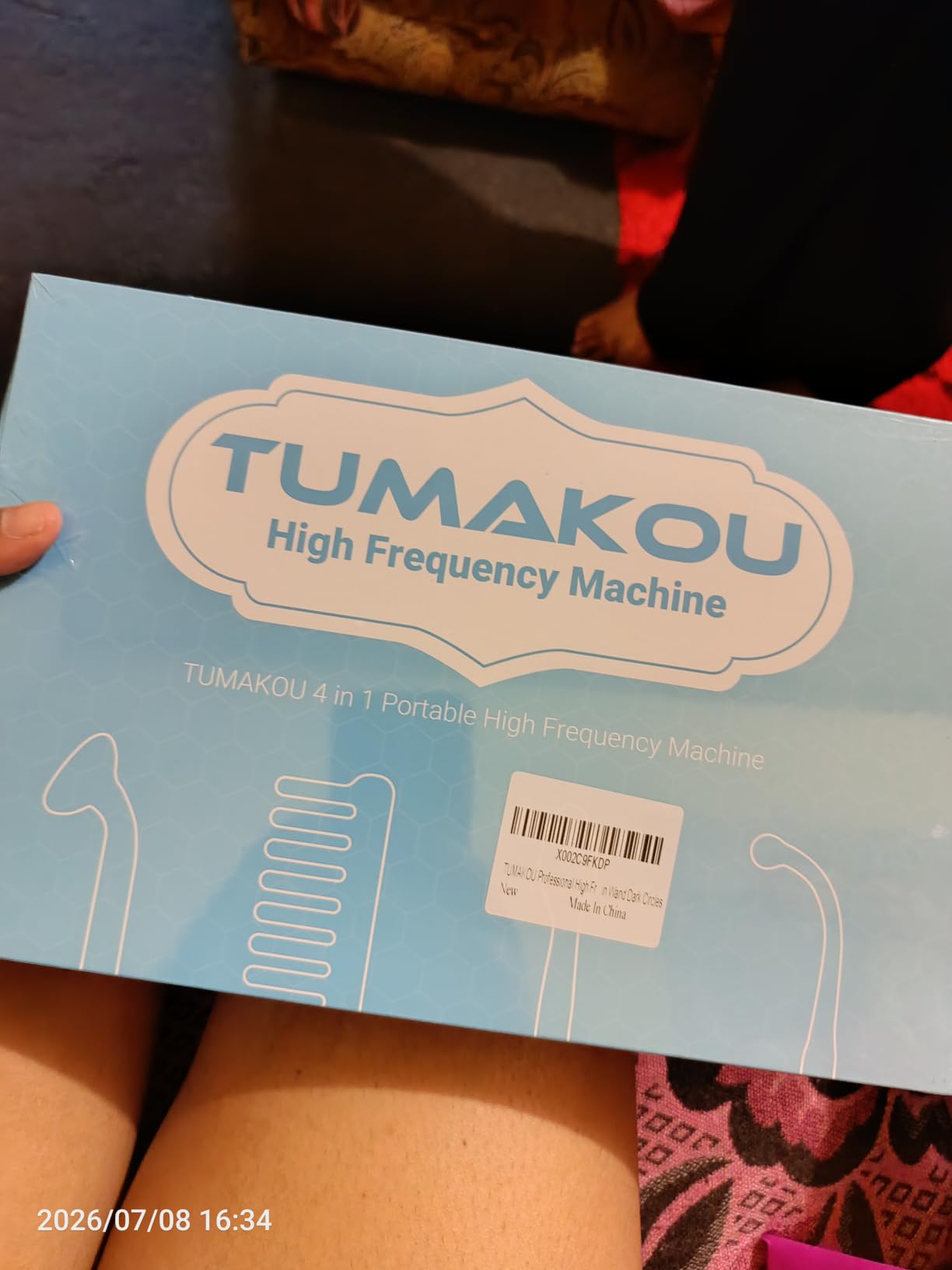 High Frequency Facial Machine - TUMAKOU Portable Handheld High Frequency Facial Skin Wand Machine with 4 Different Tubes customer photo 2