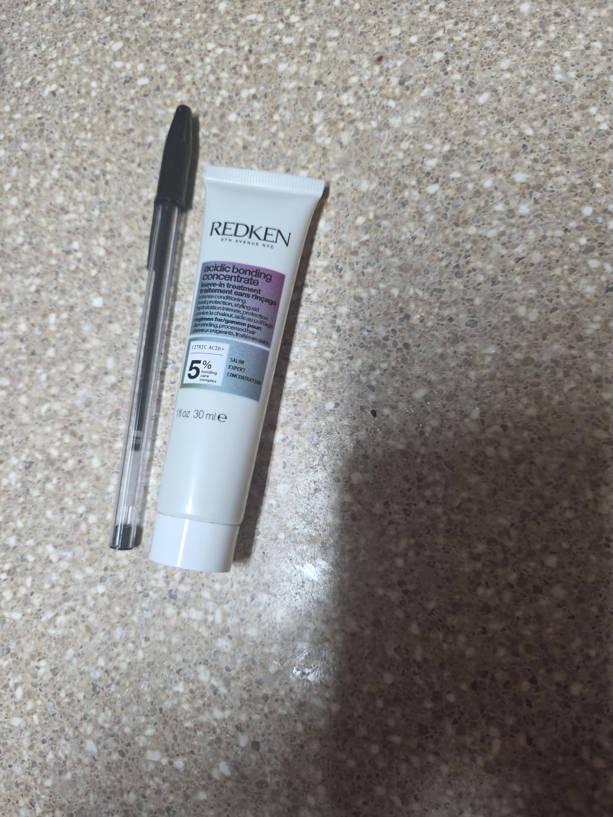 Redken Acidic Bonding Concentrate Leave In Conditioner - For Weak & Damaged Hair, Bond Building & Strengthening Hair Repair Treatment, Smooths & Provides Heat Protection customer photo 2