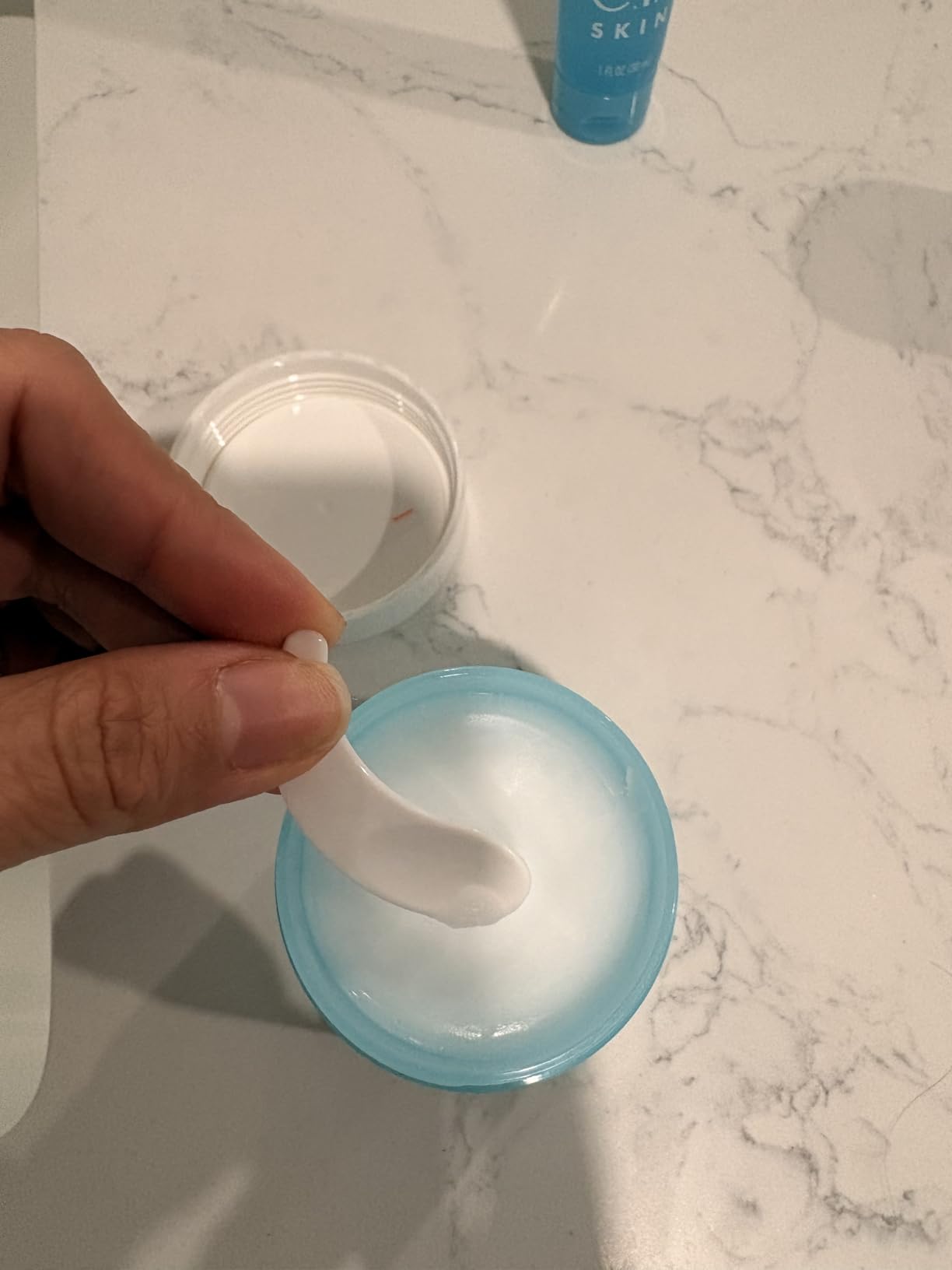 e.l.f. SKIN Holy Hydration! Makeup Melting Cleansing Balm, Face Cleanser & Makeup Remover, Infused with Hyaluronic Acid to Hydrate Skin customer photo 1
