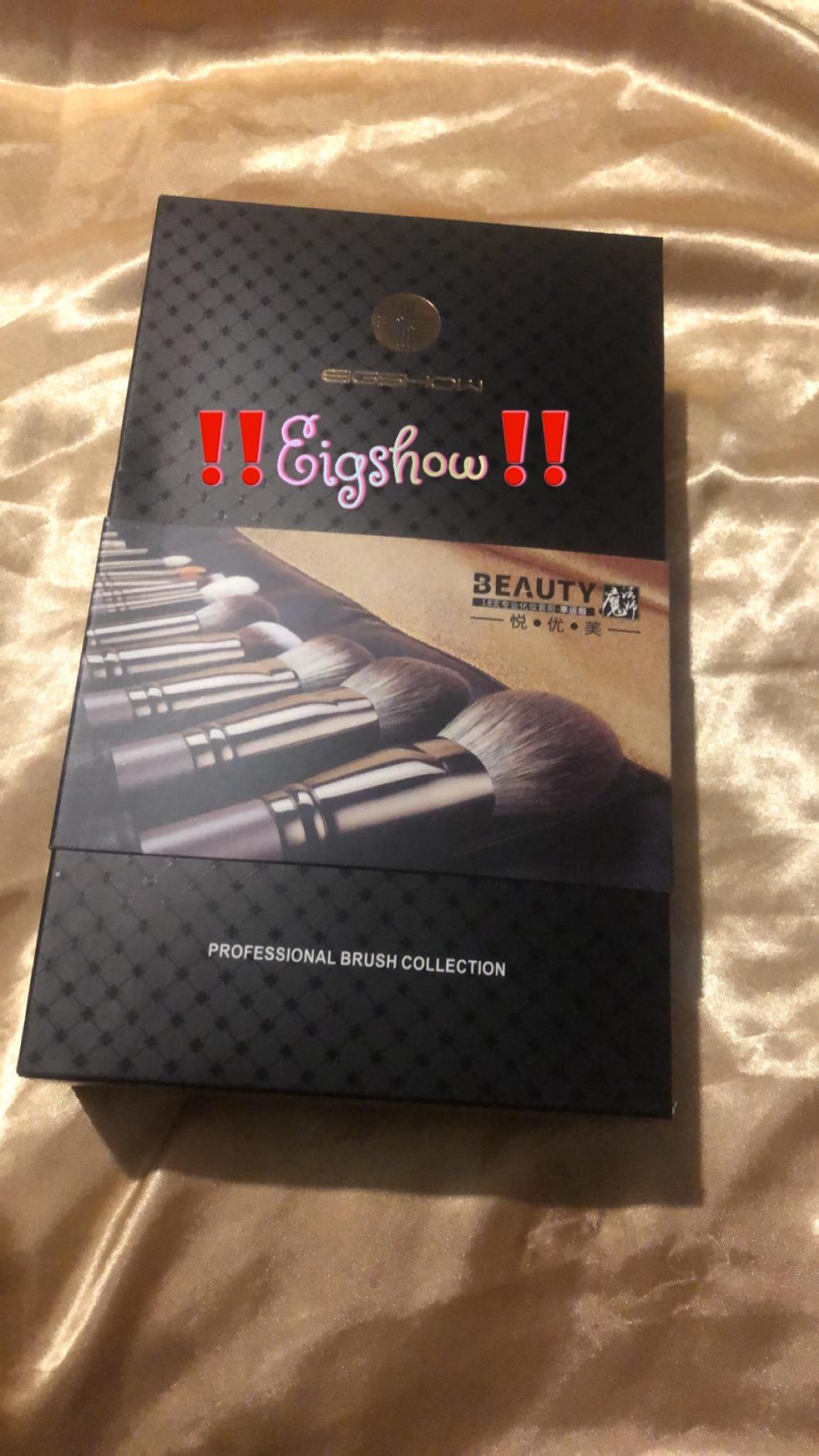 EIGSHOW Makeup Brushes 18pcs Professional Makeup Brush Travel Set with Eco Cylinder 2Cups Holder, Premium Synthetic Foundation Powder Concealer Blush Blending Eye Lip Brush Kit - Cruelty Free customer photo 1