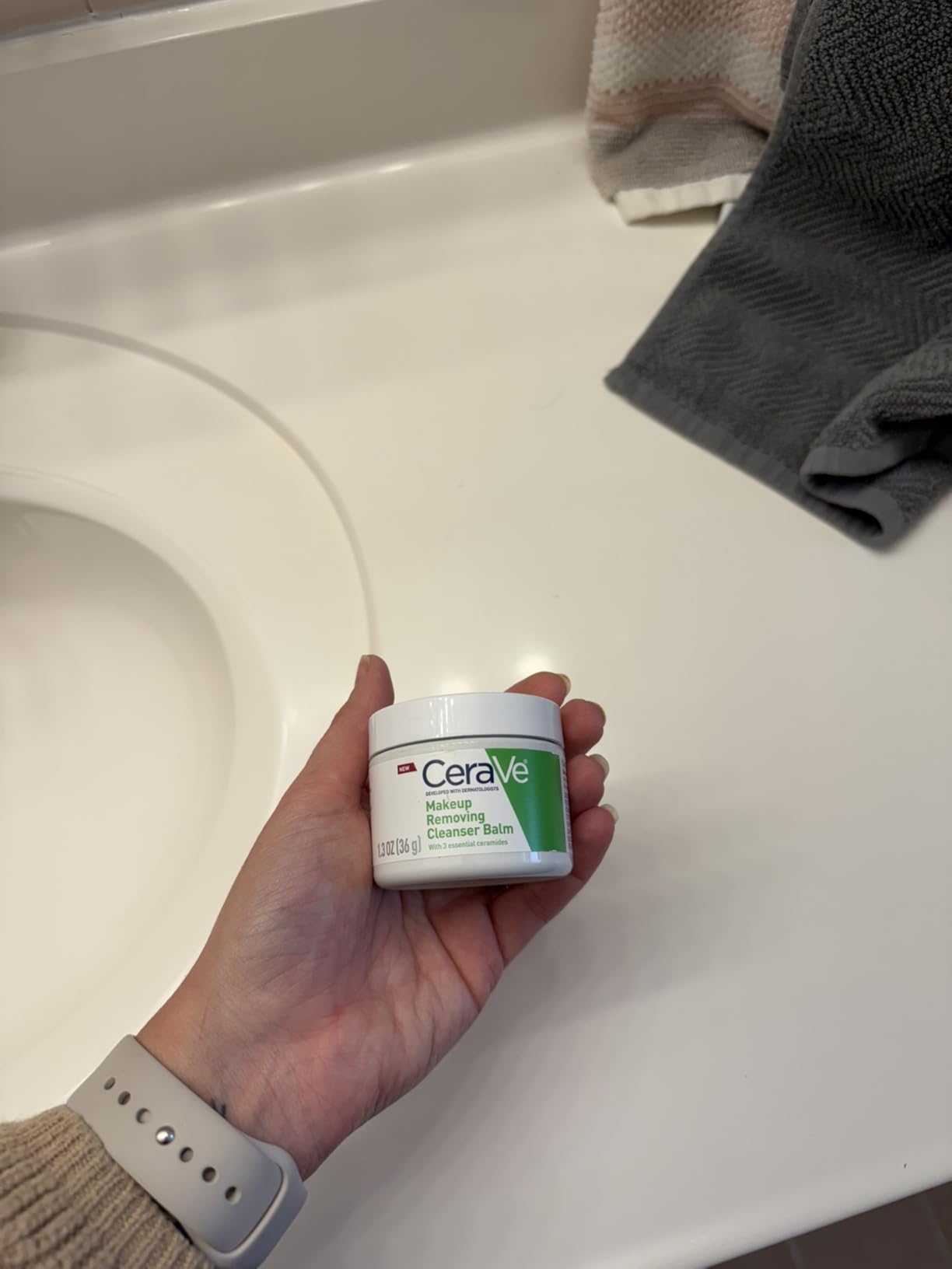 CeraVe Cleansing Balm Makeup Remover, Waterproof Makeup Remover With Ceramides & Plant-Based Jojoba Oil To Nourish & Hydrate, Non-Comedogenic & Fragrance Free, 1.3 Oz customer photo 1