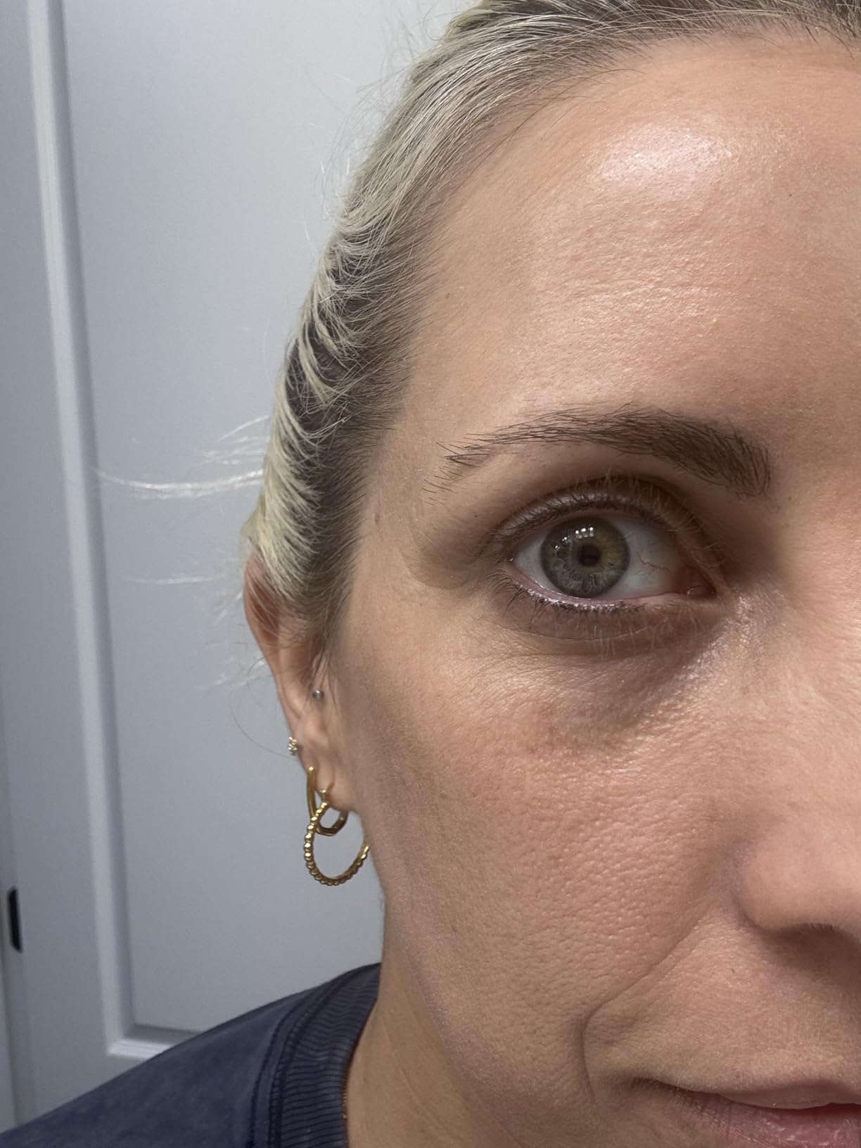Milani Highly Rated Tubing Mascara for Length, No Smudge Mascara - Black | Nourishing Tubing Mascara. Instant Length & Lift. Up To 16Hr Wear. Removes Easily With Warm Water. Non-Flaking. Non-Clumping customer photo 2