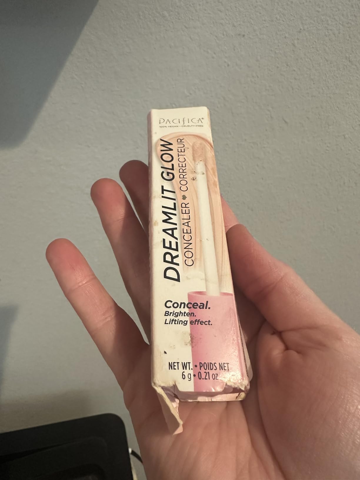Pacifica DreamLit Glow Full Coverage Concealer with Squalane for Dark Circles & Dark Spot Correction, Lightweight & Long-Lasting, Vegan & Cruelty-Free, Shade 11 (Light Beige) customer photo 1