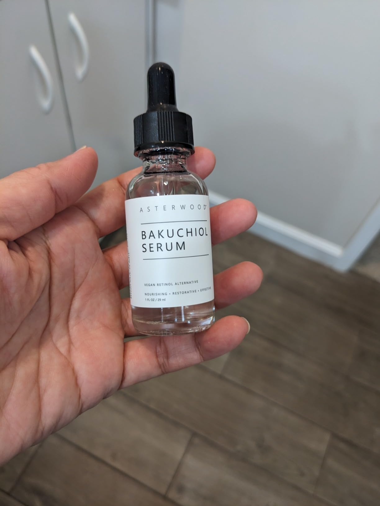 Bakuchiol Serum for Face, Vegan Retinol Alternative, 1FL Oz | Visibly Smooths Fine Lines and Skin Texture, Glow without Irritation, Vegan, Cruelty-Free customer photo 1