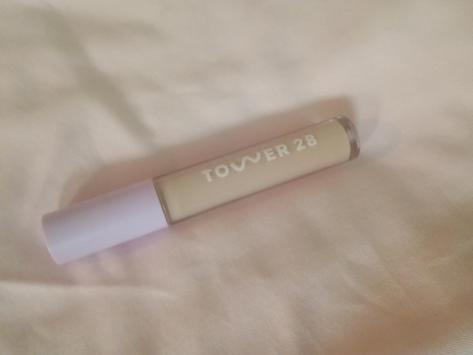 Tower 28 Swipe Serum Hydrating Concealer - 4.0 Light/Medium Cool - Hyaluronic Acid & Centella, Medium Coverage Concealer & Under Eye Brightener customer photo 1