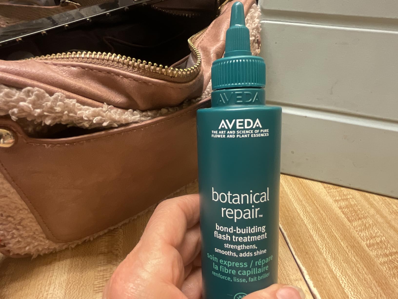 Aveda Botanical Repair Bond-Building Flash Treatment for Stronger Hair | Strengthens Hair in 10 Seconds | Adds Shine & Smoothness | 98% Naturally Derived, 5 Fl Oz customer photo 1