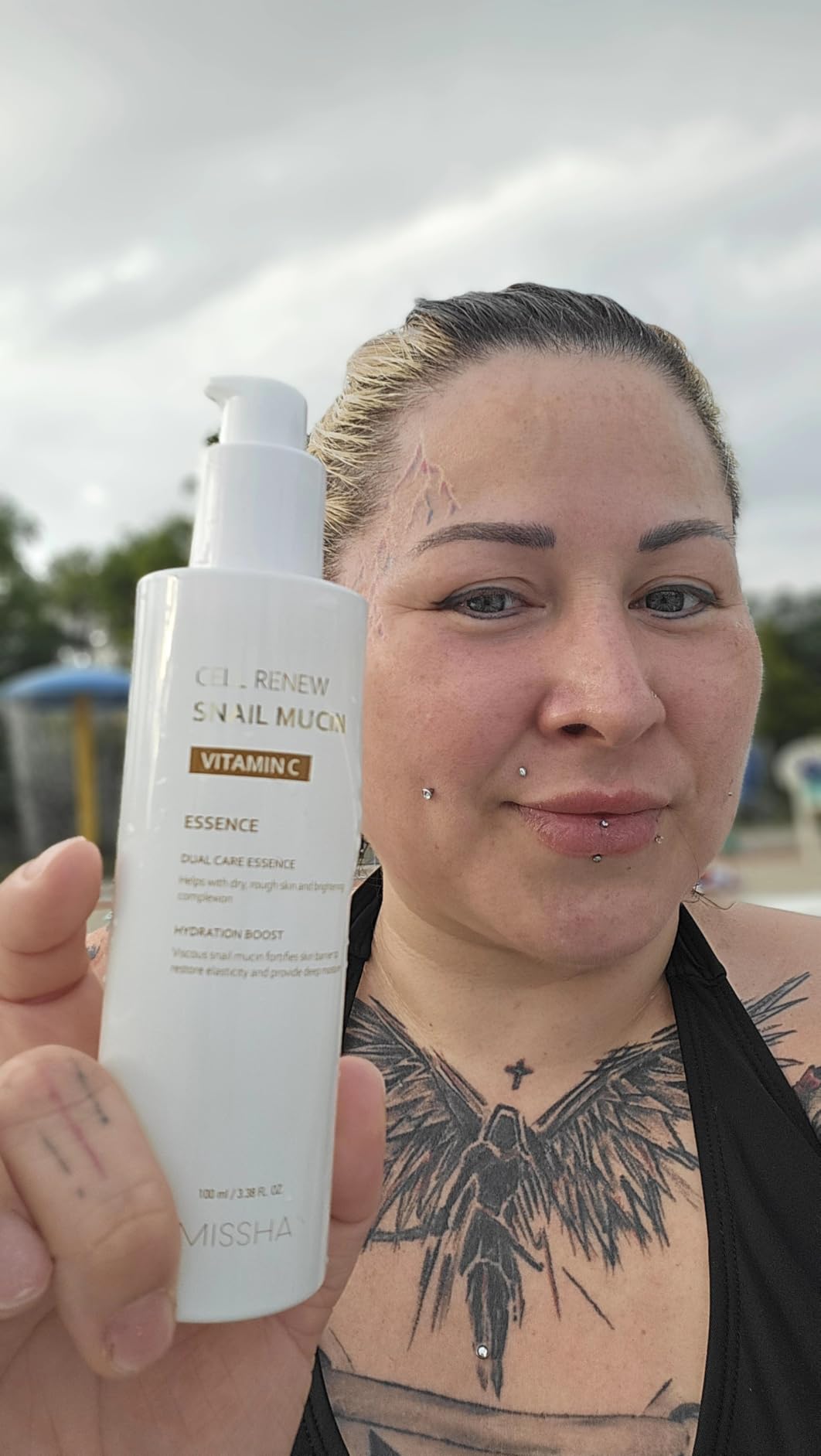 MISSHA Cell Renew Snail Mucin Vitamin C Korean Essence Serum 3.38 oz | 90% Vita Complex supports hydration, smoother texture, elasticity, and radiant glass-skin routine for dry or oily types. customer photo 1