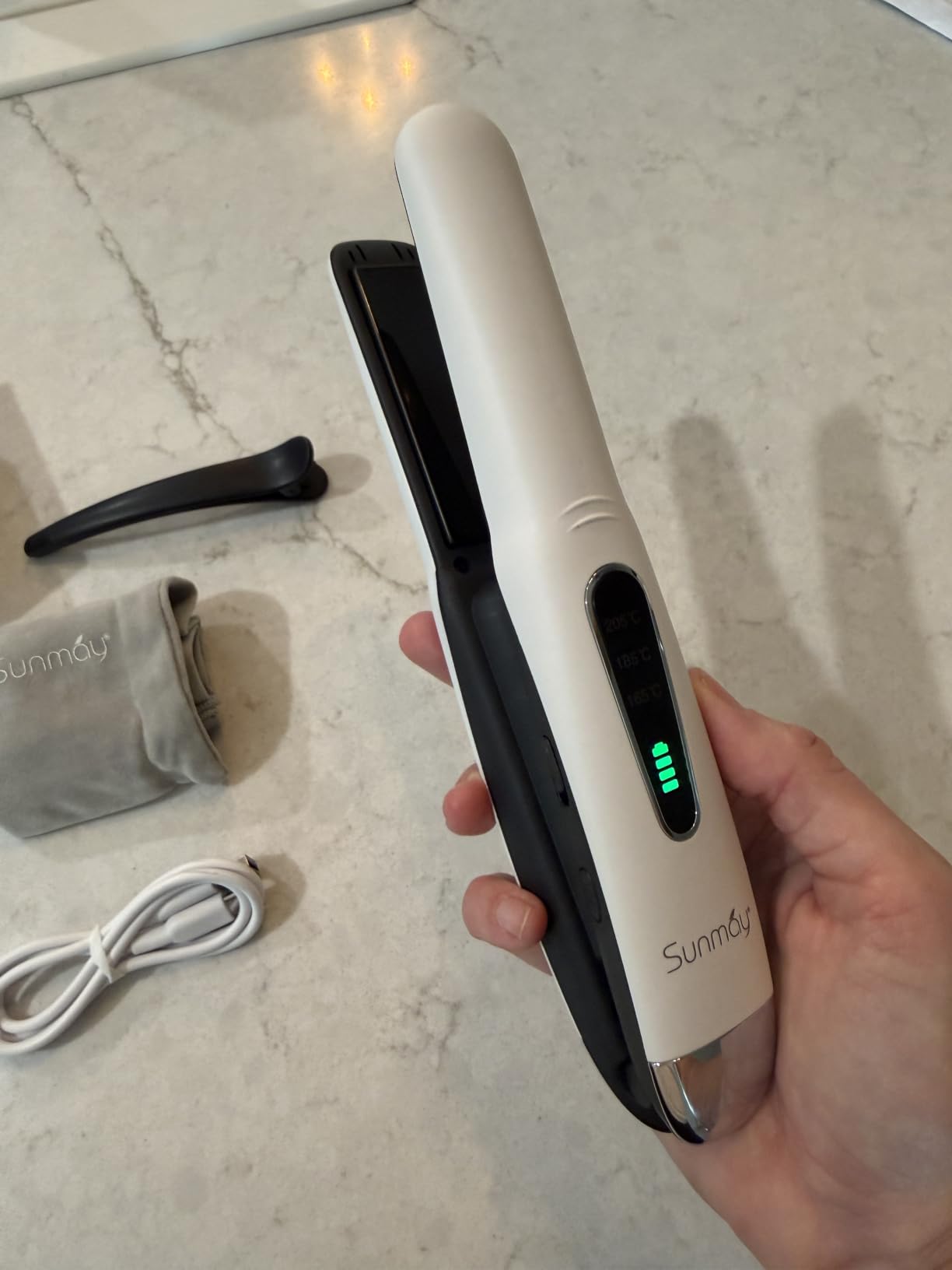 SUNMAY Cordless Hair Straightener, 0.85 Inch Titanium Portable Hair Straightener for Travel, Cordless Mini Flat Iron Hair Straighteners and Curlers 2 in 1, Dual Voltage, On-The-Go & 20S Fast Heat Up customer photo 2