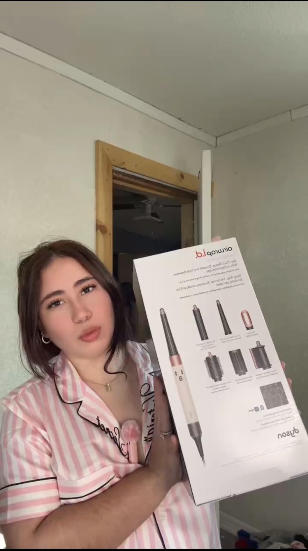 Airwrap i.d. Multi-Styler, Allure Winner, Bluetooth Connected, No Heat Damage, 6-in-1 Versatility, Intelligent Hair Styler customer photo 2
