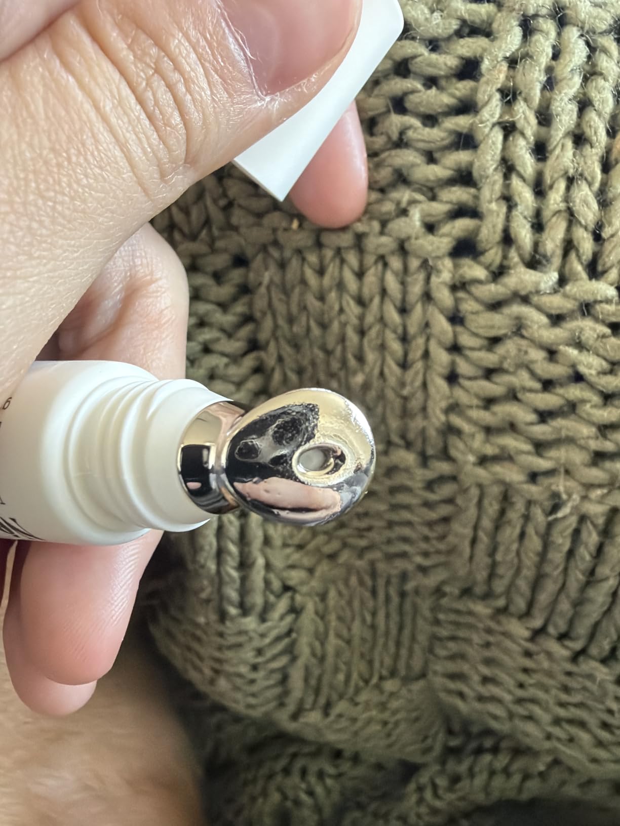 The Lip Balm. Hydrating Hyaluronic Acid Lip Balm. Niacinamide + Shea Butter | For Women & Men. With Ceramides, Non-Comedogenic. Relieves Dry, Chapped Lips. 15ml / 0.5 fl oz. customer photo 2