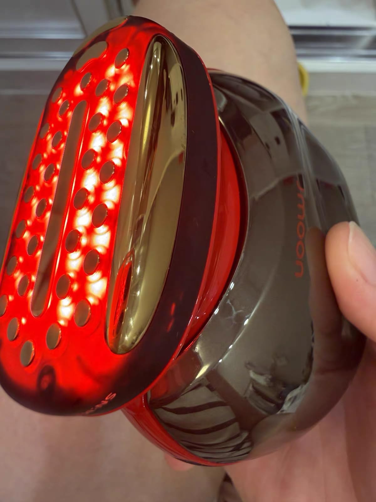 JMOON by Ulike Microcurrent Facial Device, Red Light Therapy for Face, Medical-Grade Anti-Aging Machine, 4 Modes & 5 Energy Levels for Face Lift, Better for Smile Lines, Eyes, Forehead, (Brush Set) customer photo 2