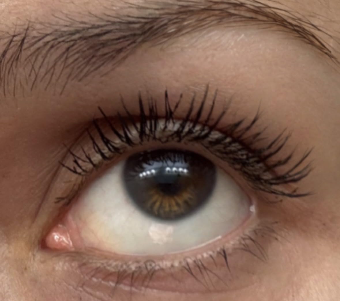 essence Lash Without Limits Extreme Lengthening & Volume Tubing Mascara | (04 | Black) Waterproof Tubing Formula, Smudge-proof, No Clumping, Flexible Wand, Vegan, Cruelty Free, Paraben Free customer photo 2