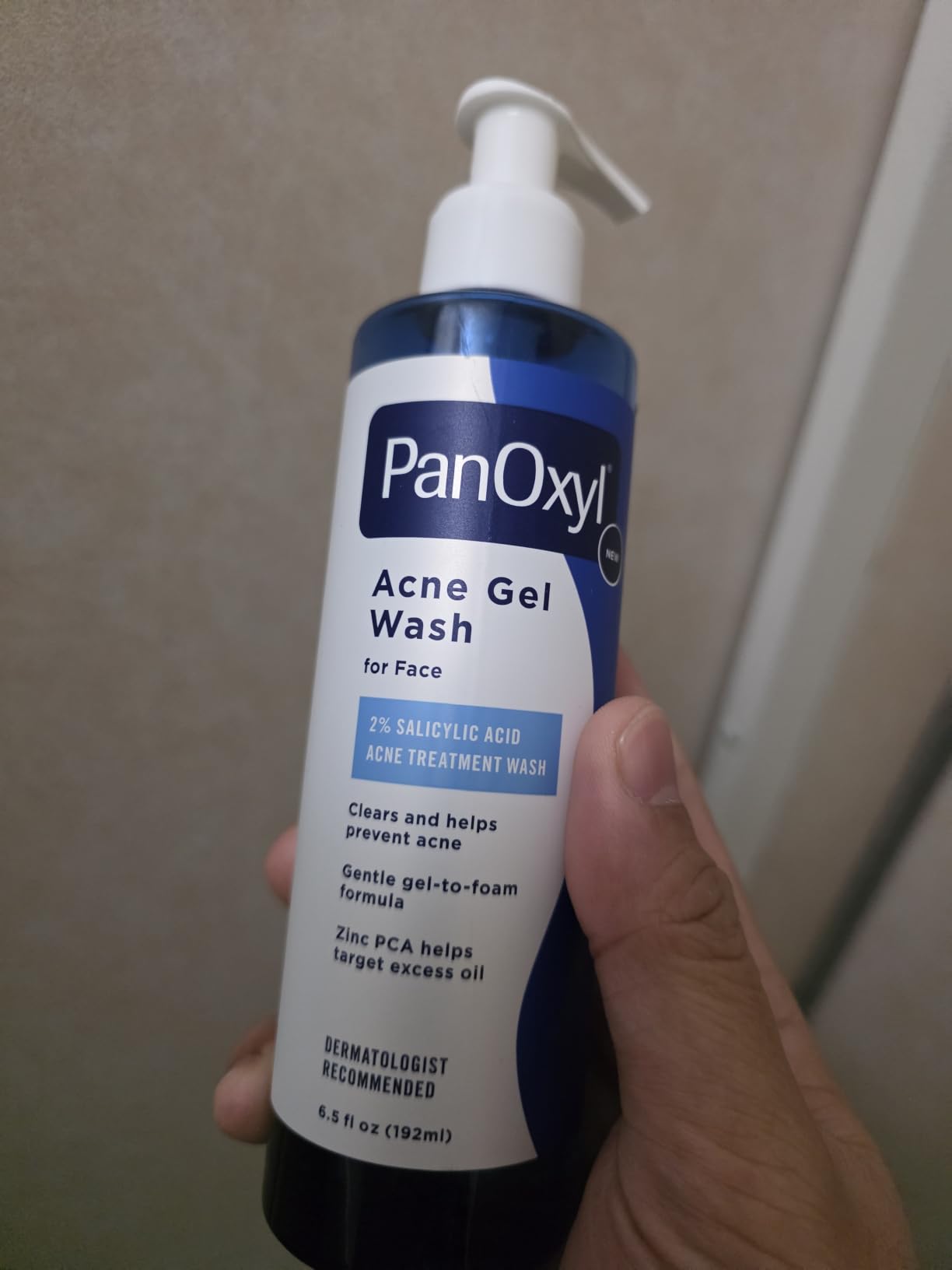 PanOxyl Acne Gel Wash, 2% Salicylic Acid, Moisturizes with Blue Algae and Aloe Vera, Mattifies with Zinc PCA, Nourishes Skin with Green Tea Extract and Betaine, with Allantoin, 6.5oz customer photo 1
