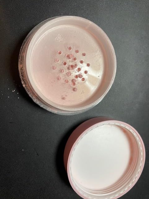 Catrice Bright & Blur Loose Setting Powder (020 | Soft Pink) | Blurs Pores & Imperfections, Lightweight All-Day Wear, No Flashback; Fragrance Free, Talc Free, Vegan & Cruelty Free customer photo 1