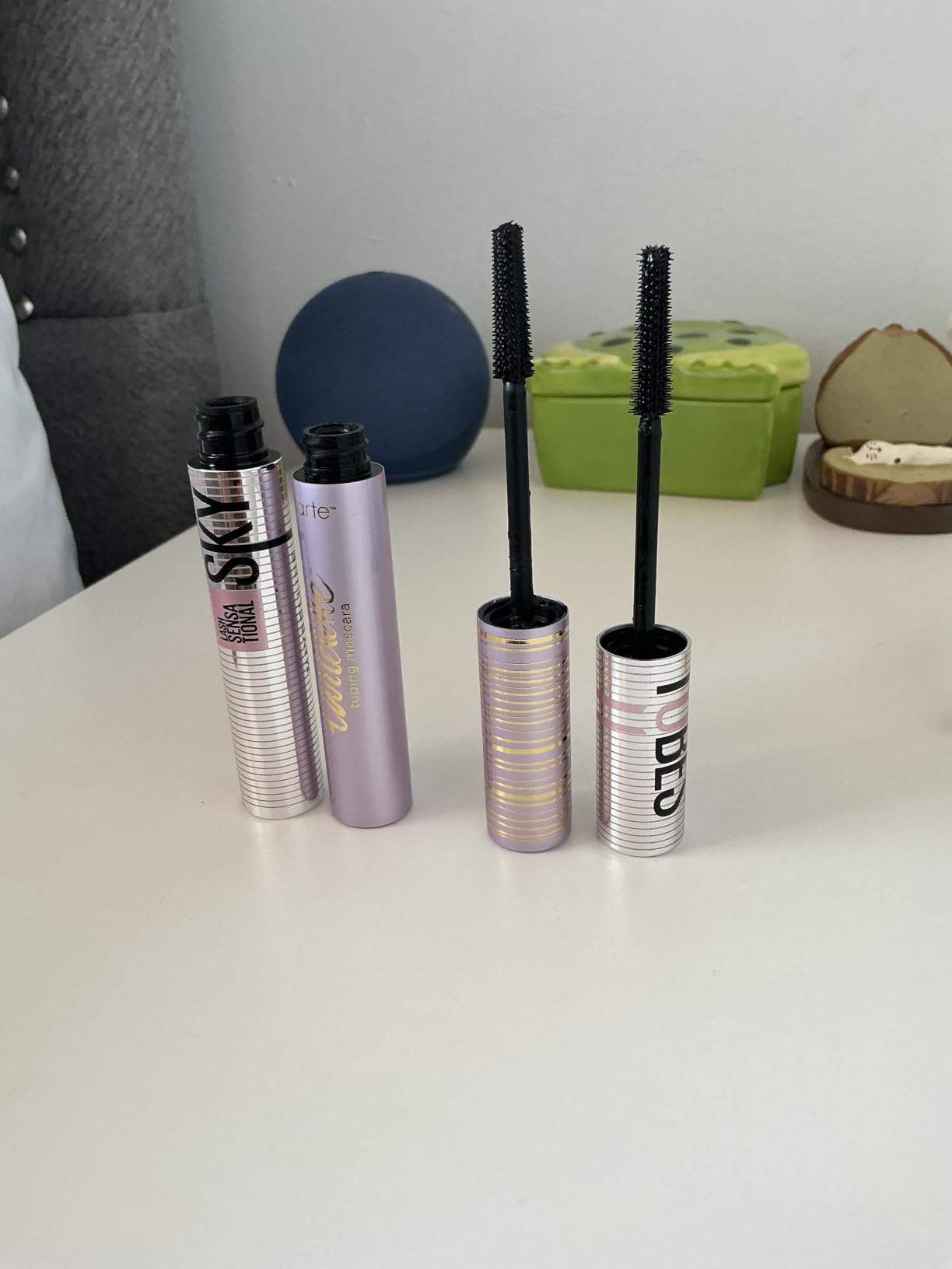 Maybelline Lash Sensational Sky Tubes Tubing Mascara, Extension-Like Lengthening Mascara, 24HR Eye Makeup with Shea Butter & Castor Oil, Very Black, 1 Count customer photo 1