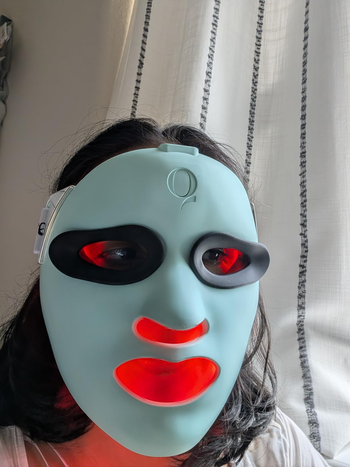Qure LED Light Therapy Mask for Face - FDA Cleared for Wrinkles & Acne Treatment with 3 Modes, 5 Facial Areas & 5 Lights: Red, Deep-Red, Blue, Amber & Infrared, 3-Min Daily, Eye-Protection, Smart App customer photo 2