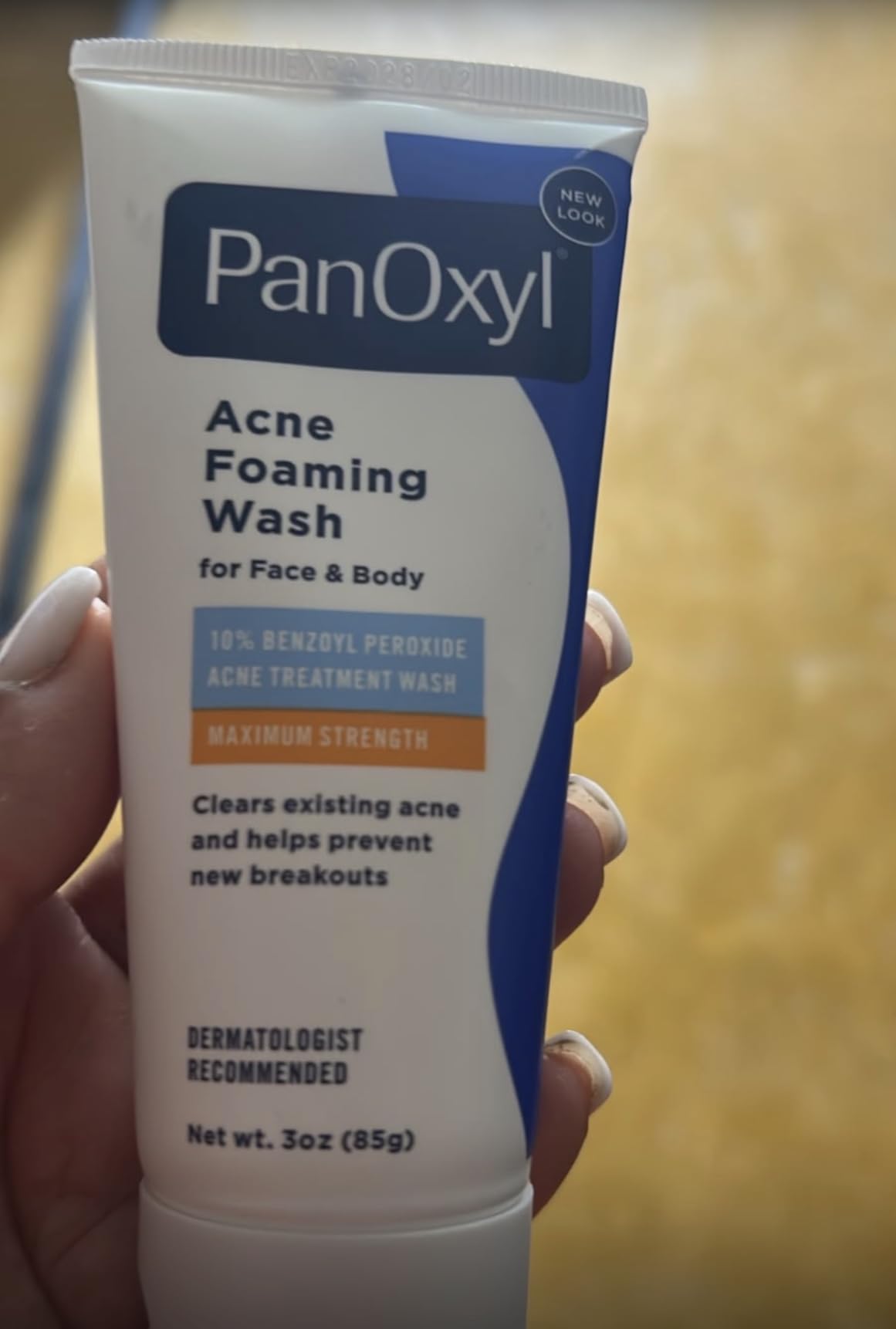 PanOxyl Clarifying Exfoliant with 2% Salicylic Acid, BHA Liquid Exfoliant for Face, Unclogs, Minimizes Appearance of Pores, Blue Algae and Antioxidants Help Calm Redness, For Acne Prone Skin, 4 fl oz customer photo 2